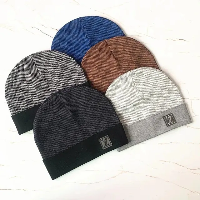 Burberry Grey Knit Beanie with Logo Band — catalog reference